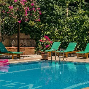 https://ten-apart-hotel.aegeanhotels.net